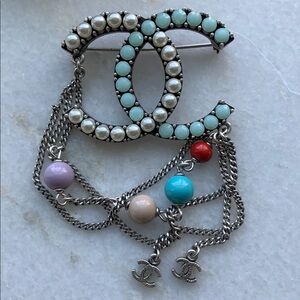Rare CHANEL CC 02P Logo Charm Pearl Chain Pin Brooch Blue Purple Silver Red Tan